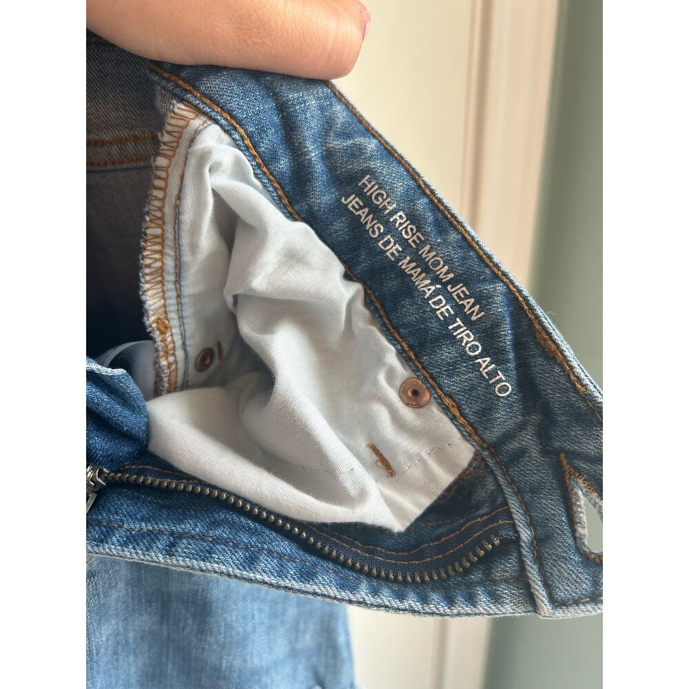 Wild Fable Ripped High Rise Mom Jeans - Size 2 - Picture 6 of 6